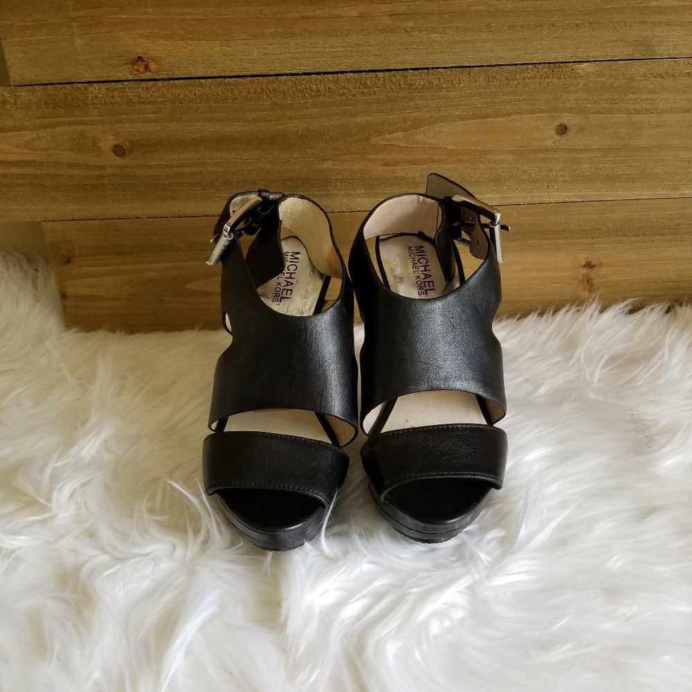 Michael Kors Black Platform Heels Size 7
